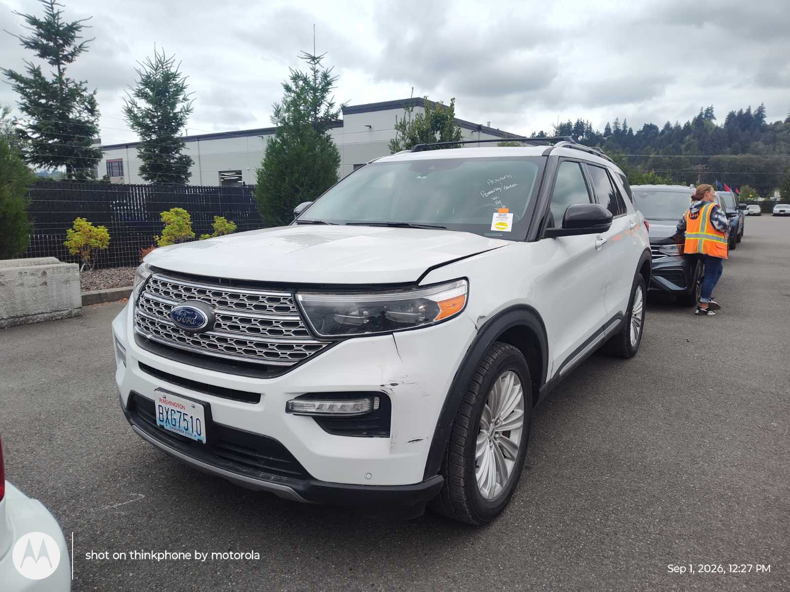 2021 Ford Explorer   AWD