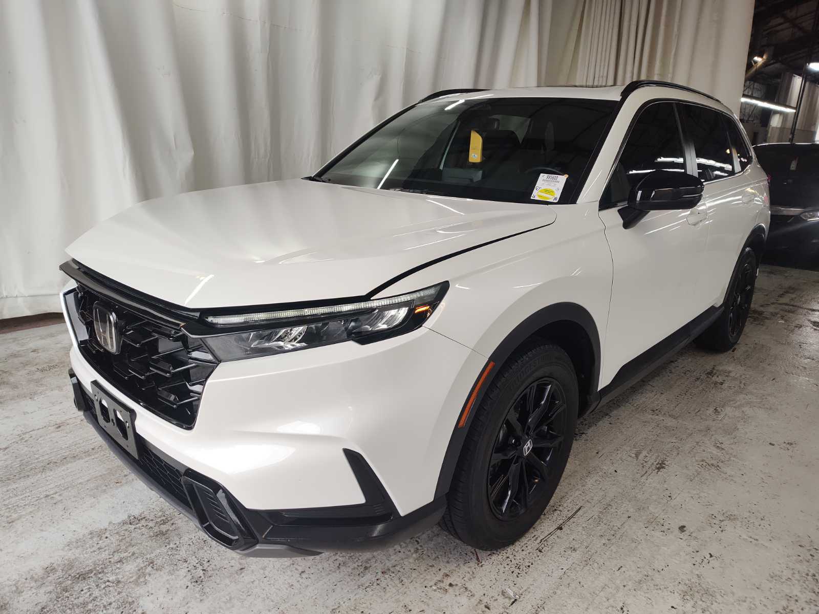 2025 Honda CR-V   AWD
