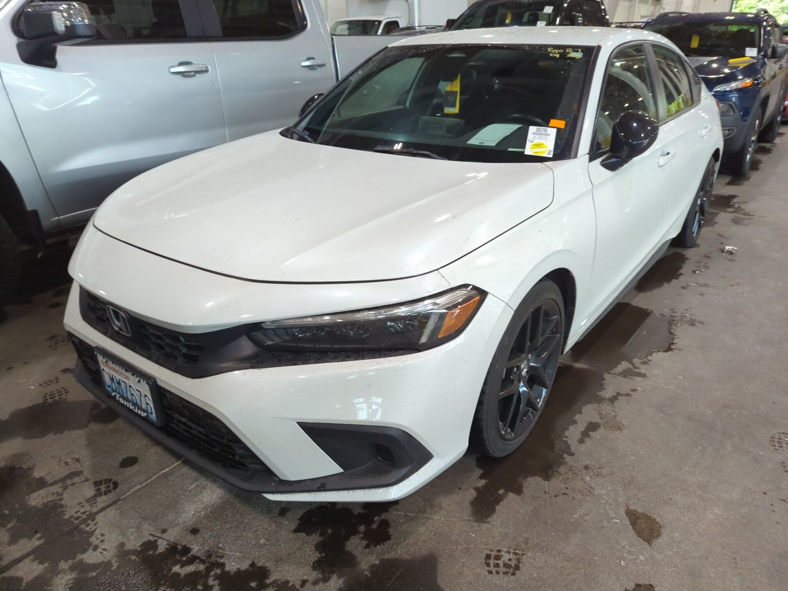 2024 Honda Civic Hatchback   FWD