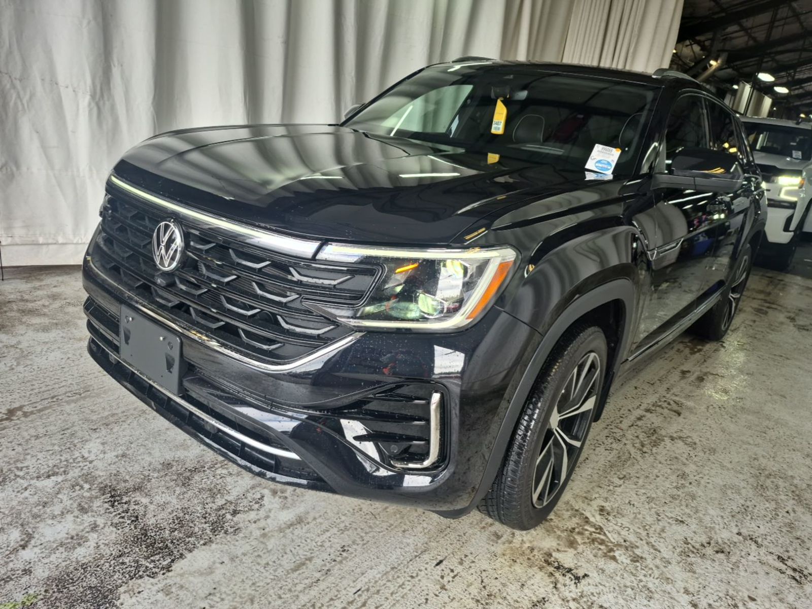 2024 Volkswagen Atlas Cross Sport   AWD