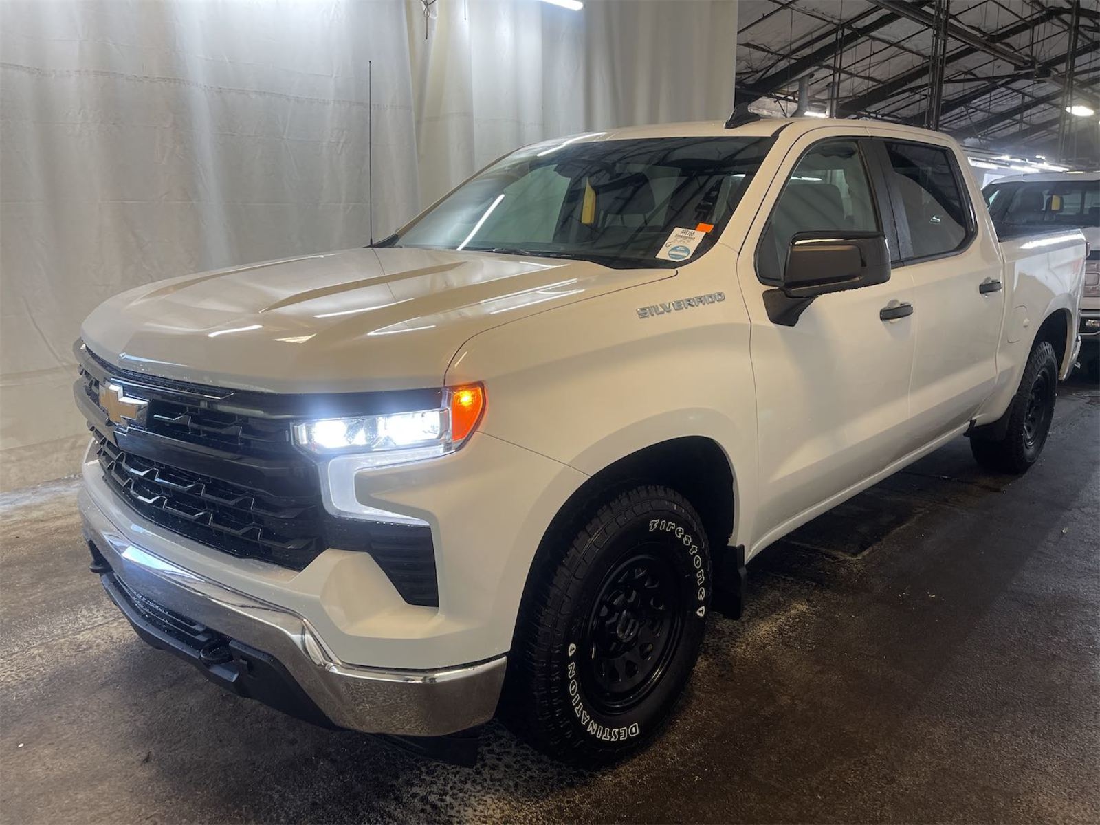 2022 Chevrolet Silverado 1500  LT AWD