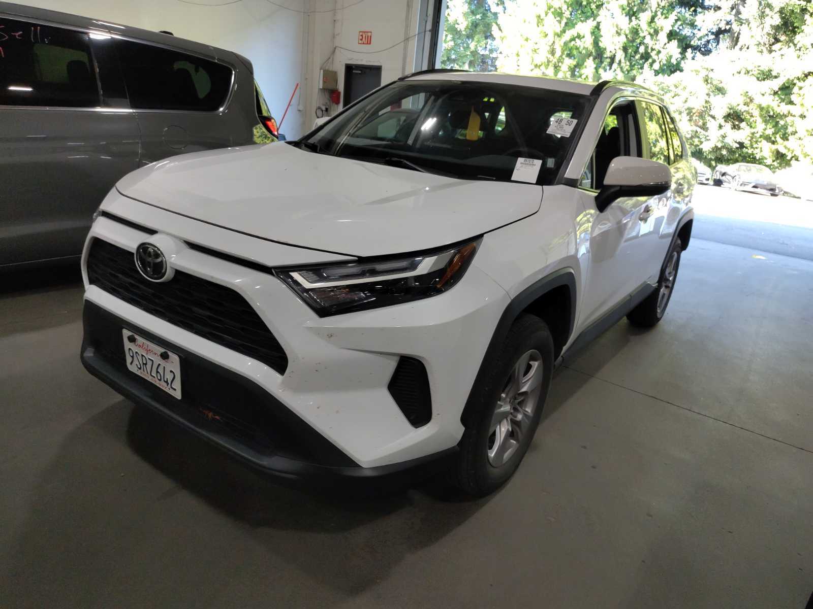 2025 Toyota RAV4  XLE FWD