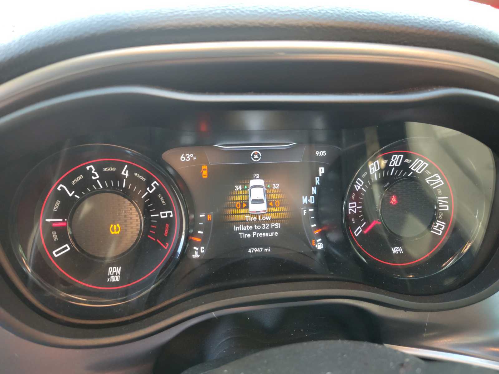 2021 Dodge Challenger  SXT RWD