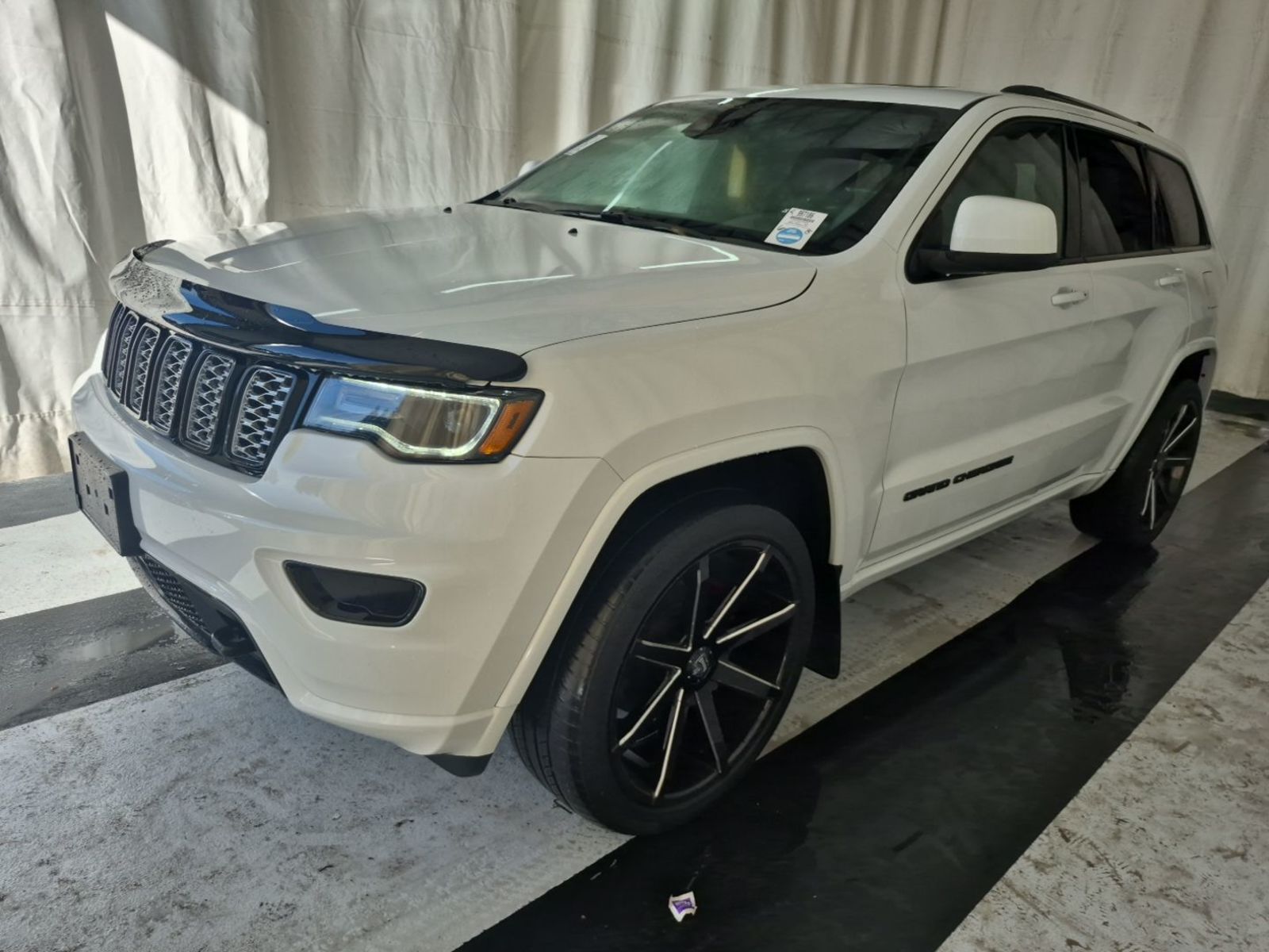 2020 Jeep Grand Cherokee   AWD