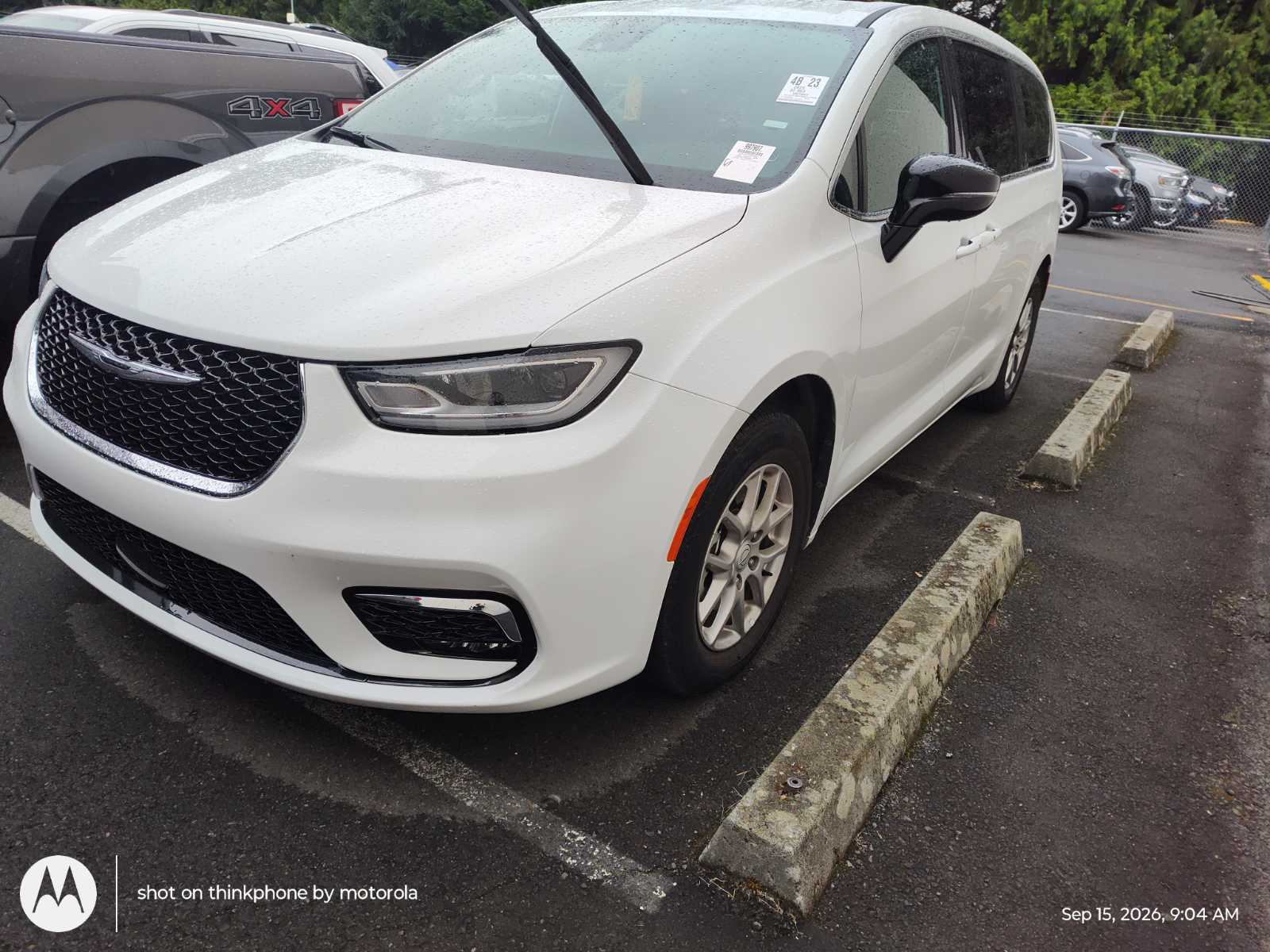 2025 Chrysler Pacifica  Select FWD