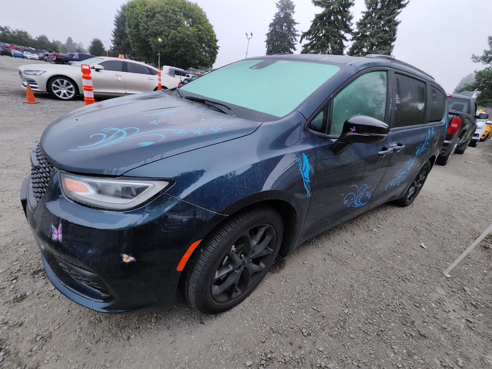 2025 Chrysler Pacifica  Limited FWD