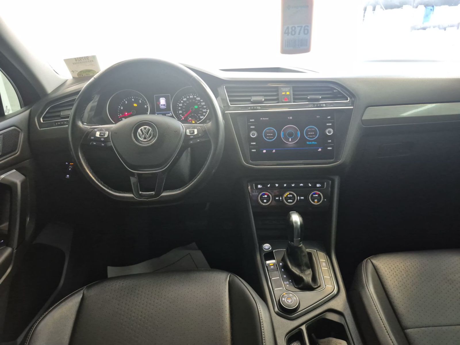 2019 Volkswagen Tiguan  SE AWD