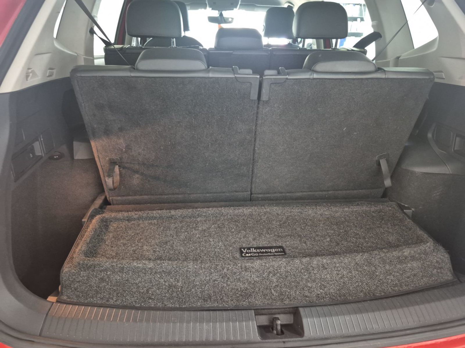 2019 Volkswagen Tiguan  SE AWD
