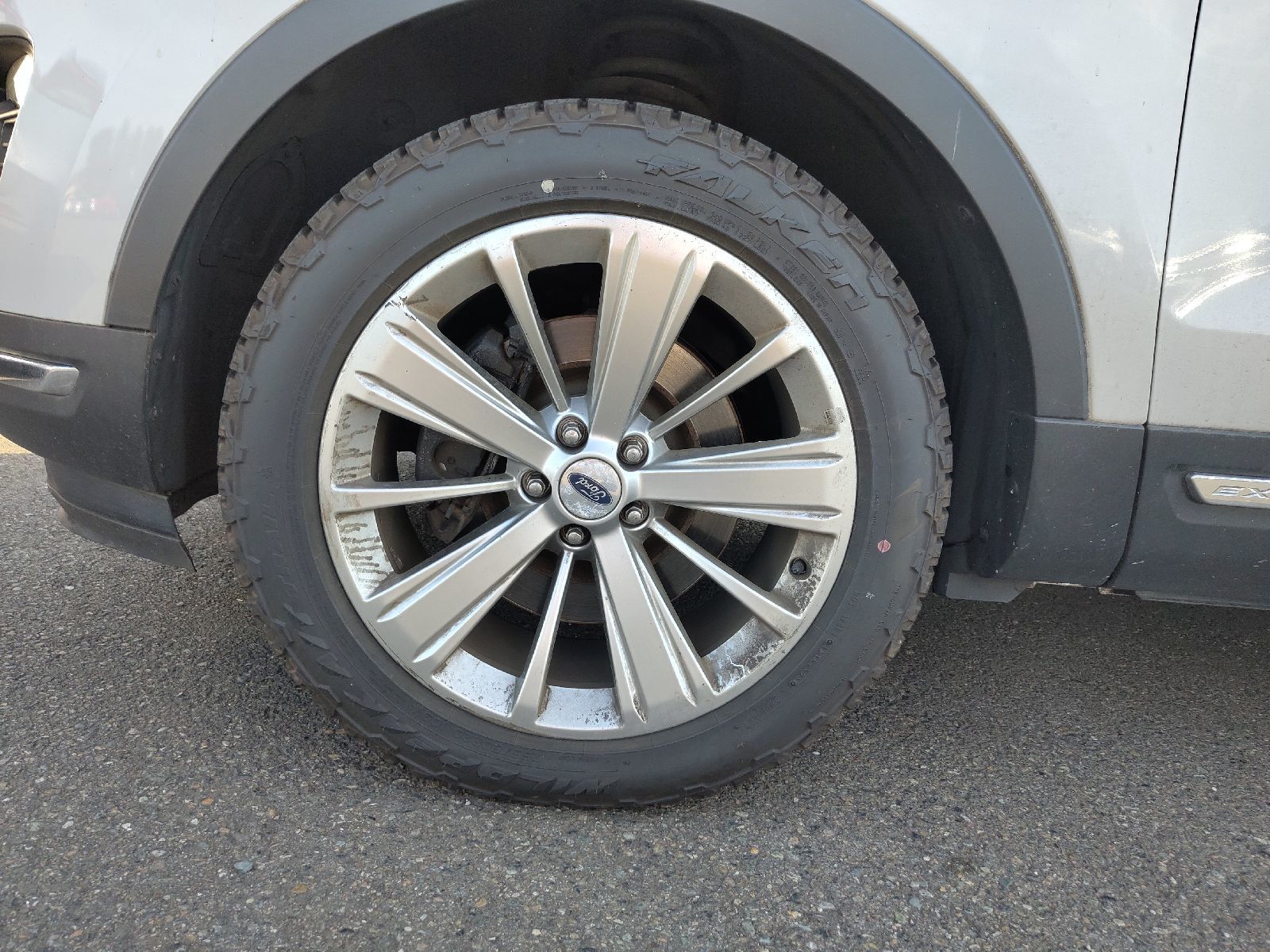 2019 Ford Explorer  Limited AWD