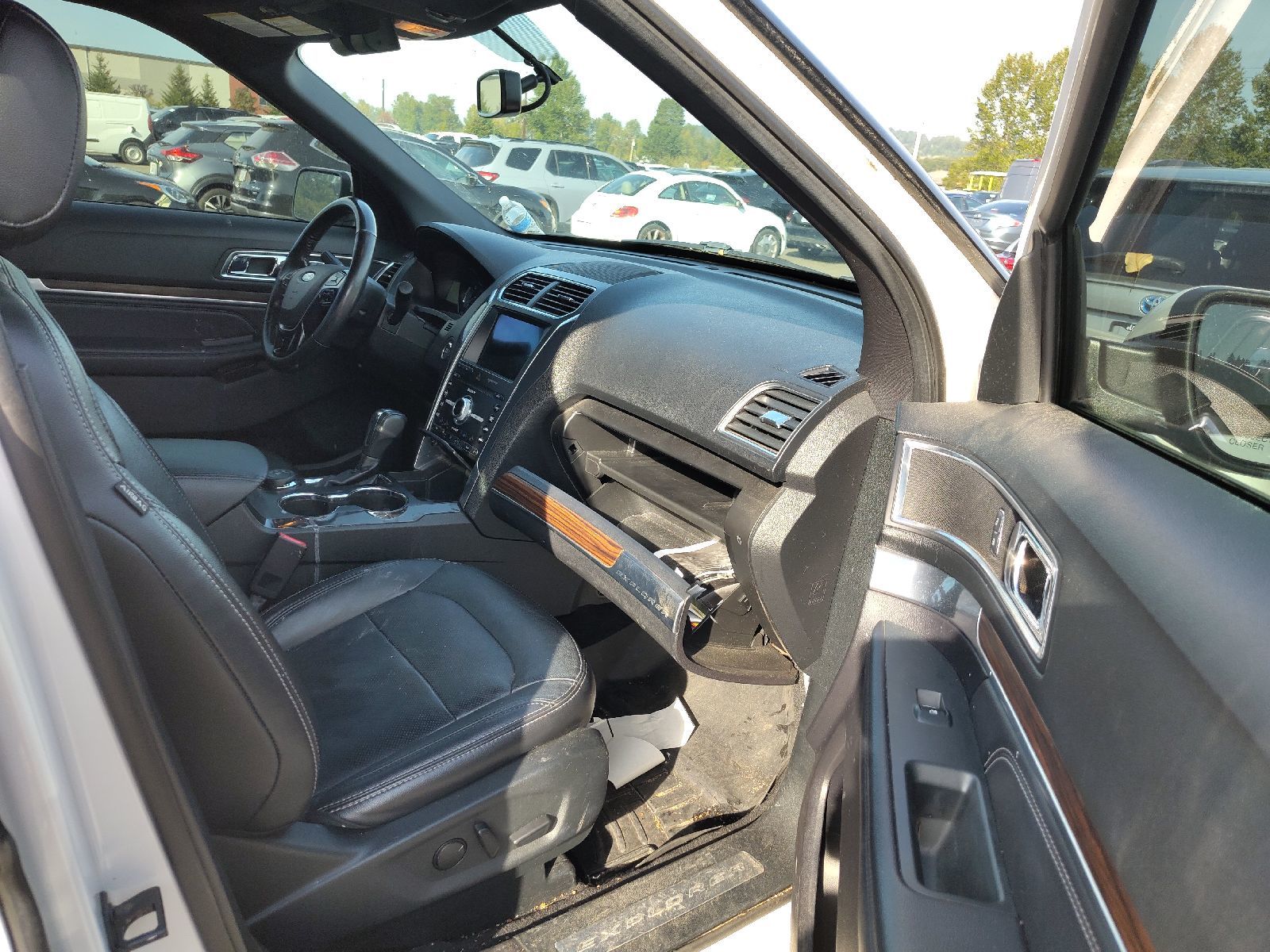 2019 Ford Explorer  Limited AWD