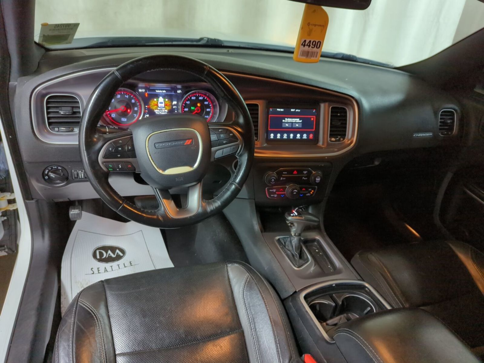 2019 Dodge Charger  SXT RWD