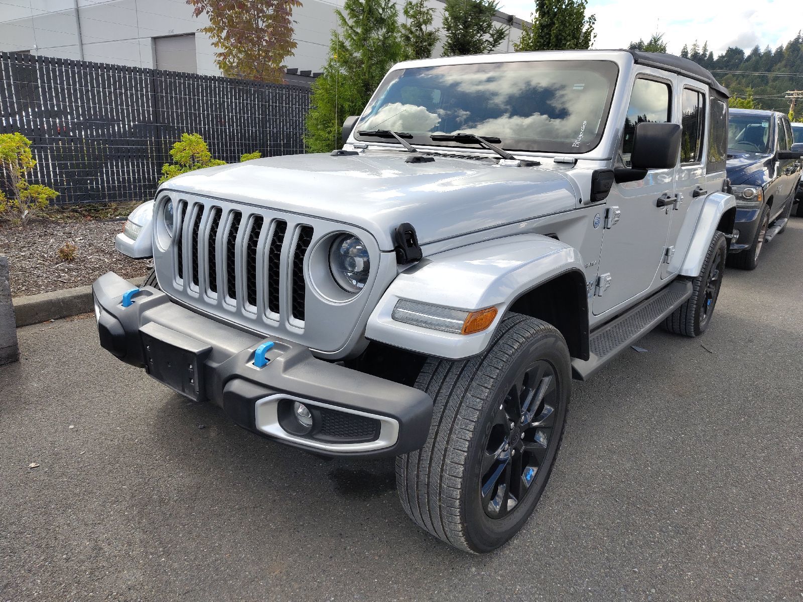 2023 Jeep Wrangler   AWD
