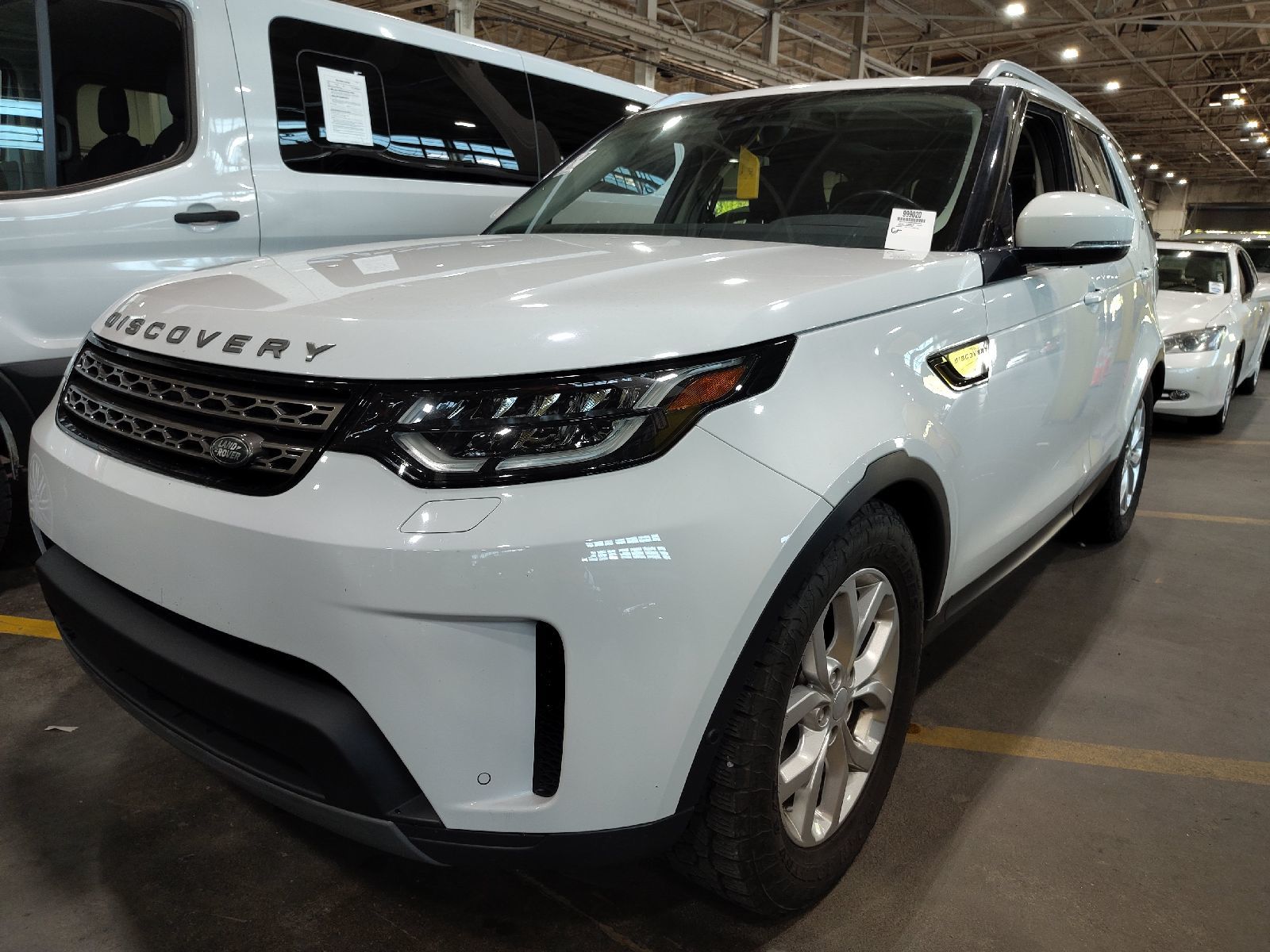 2019 Land Rover Discovery  SE AWD