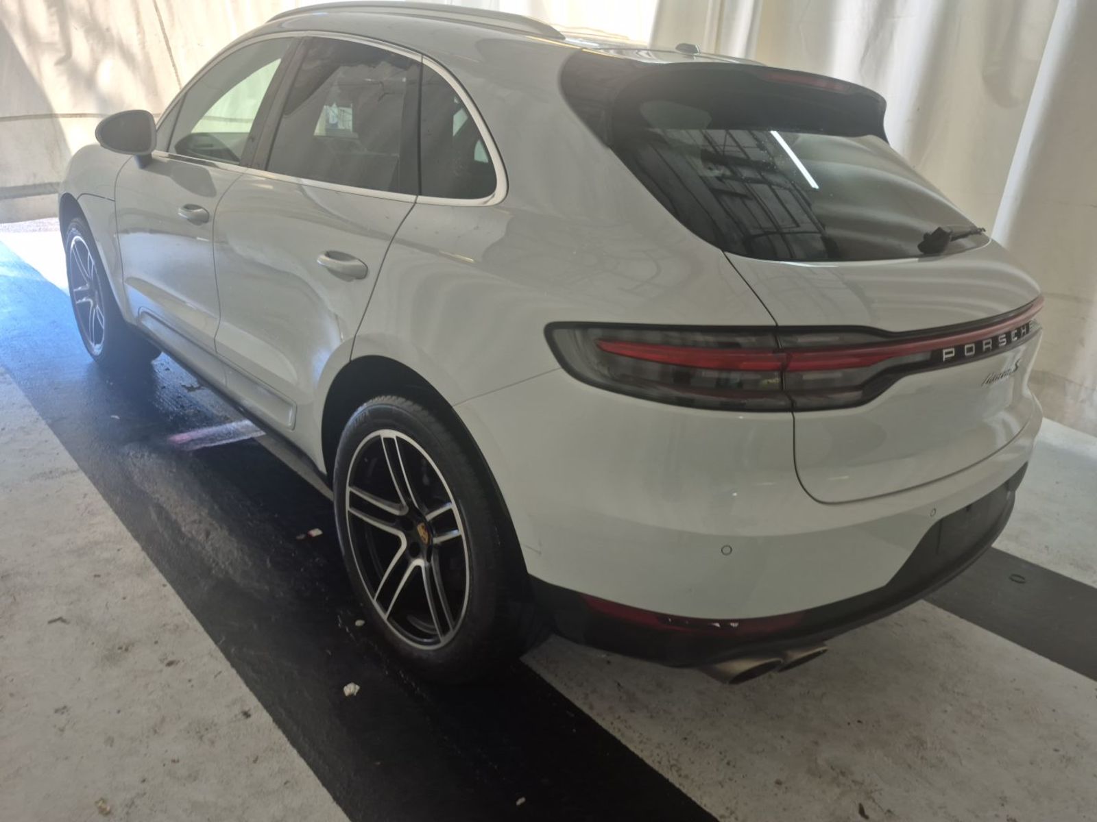 2021 Porsche macan  S AWD