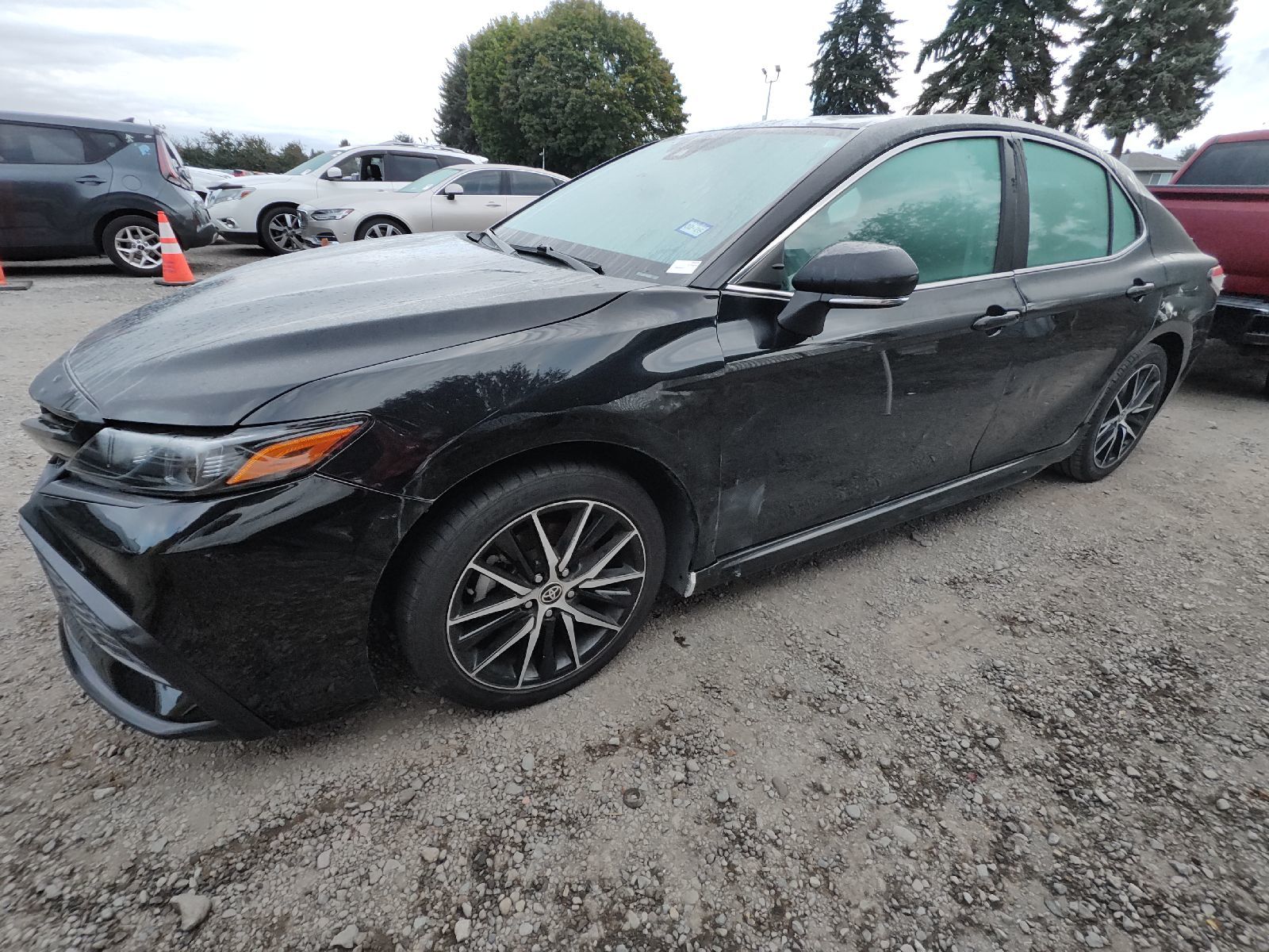 2021 Toyota Camry  SE FWD