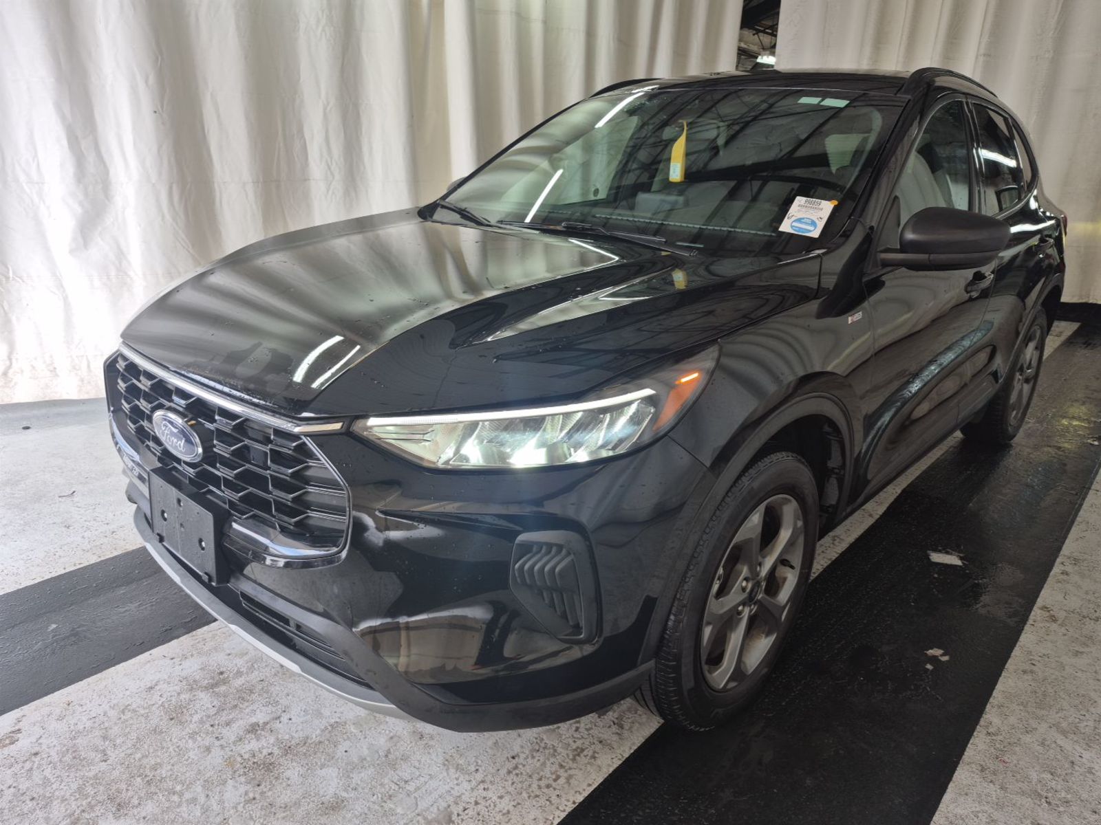 2025 Ford Escape   AWD