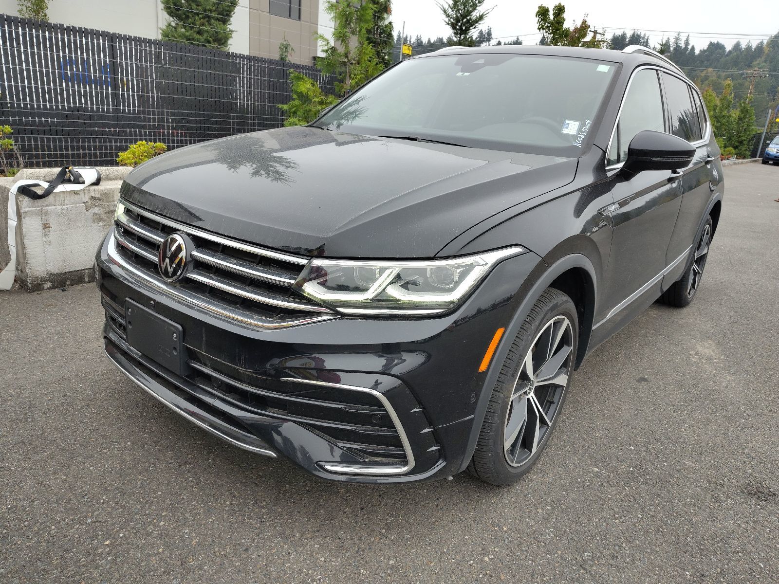 2022 Volkswagen Tiguan  SEL R-Line AWD