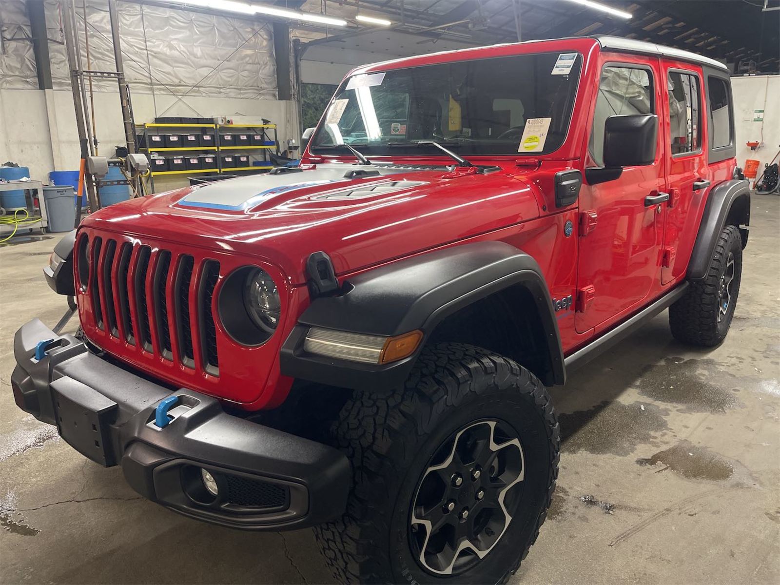 2023 Jeep Wrangler   AWD