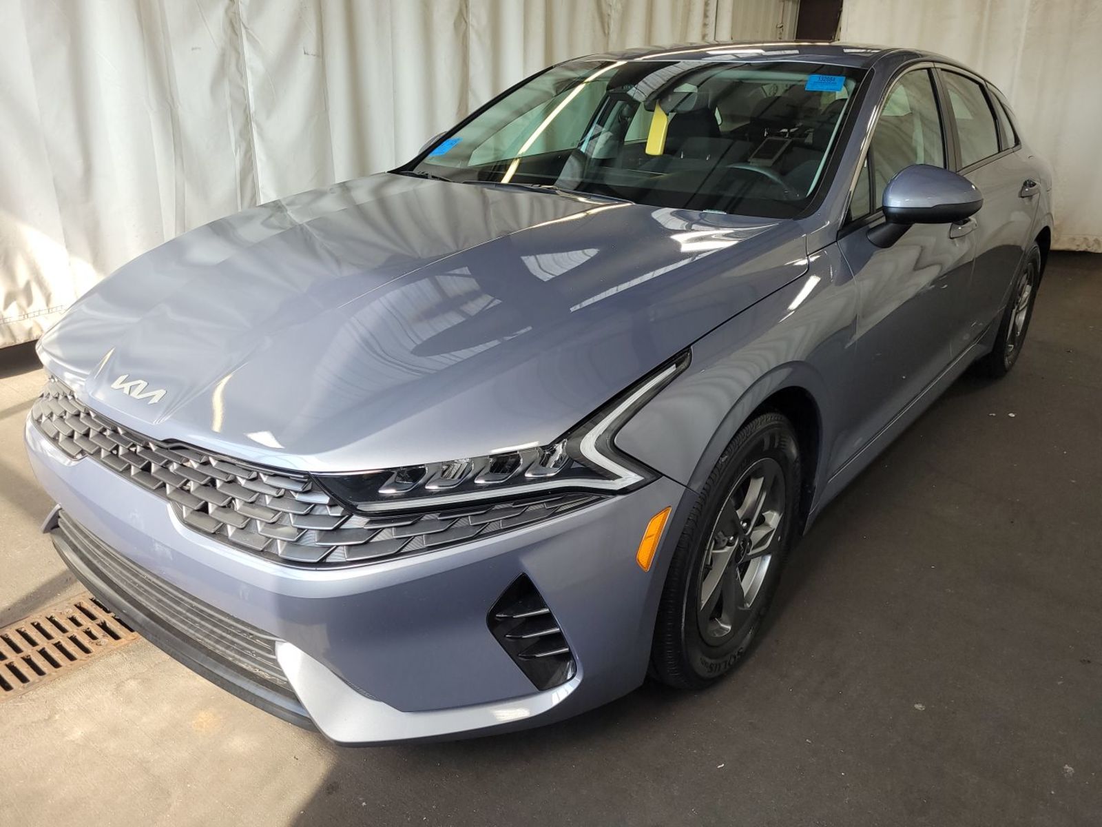 2022 Kia K5  LXS FWD