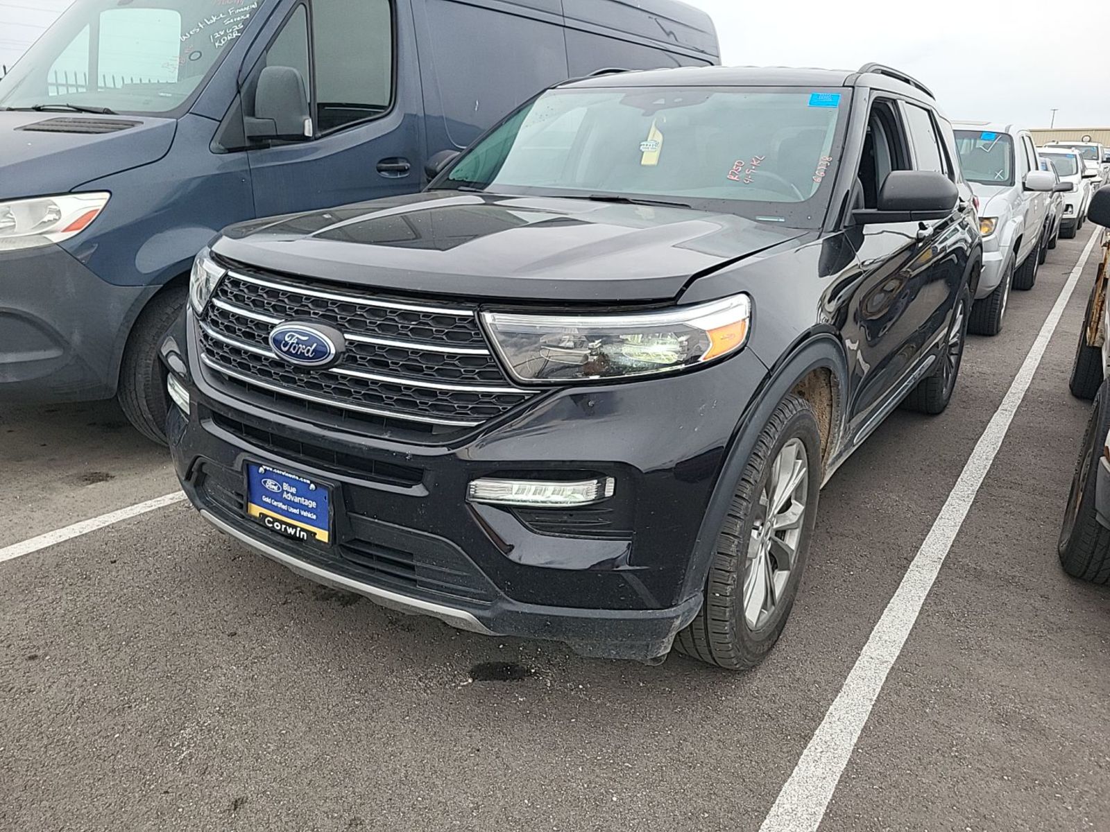 2022 Ford Explorer  XLT AWD