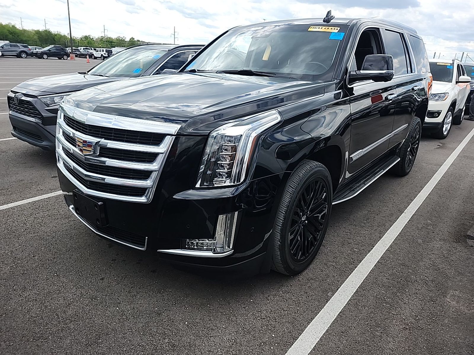 2019 Cadillac Escalade  Luxury RWD