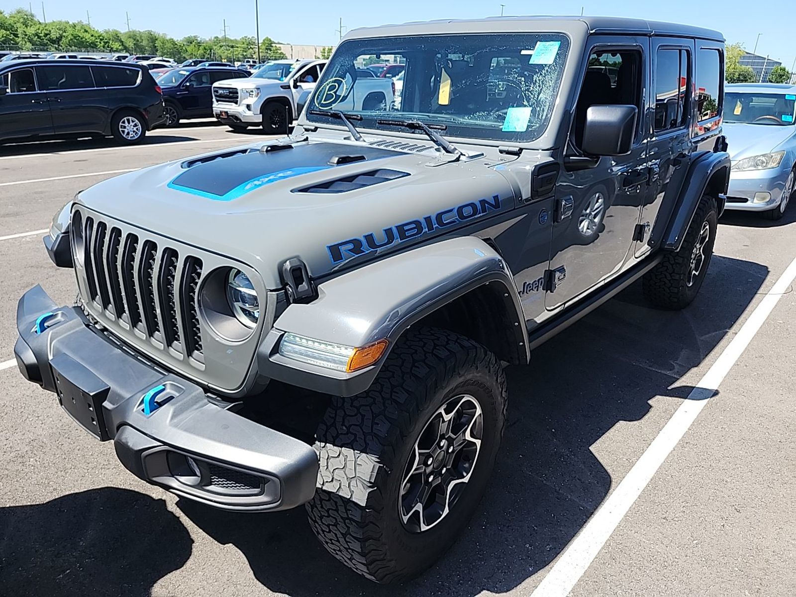 2022 Jeep Wrangler   AWD