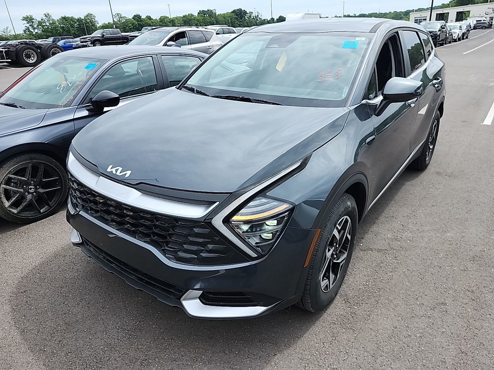 2025 Kia Sportage  LX AWD