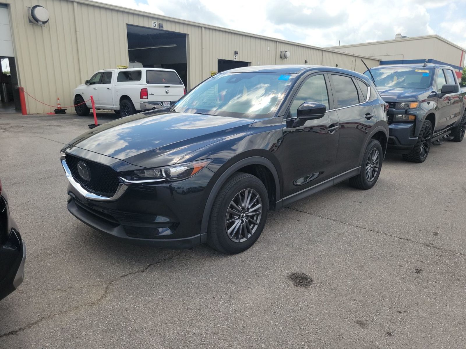 2021 Mazda CX-5  Touring FWD