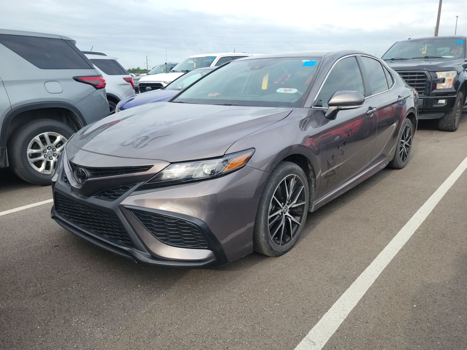2024 Toyota Camry  SE FWD