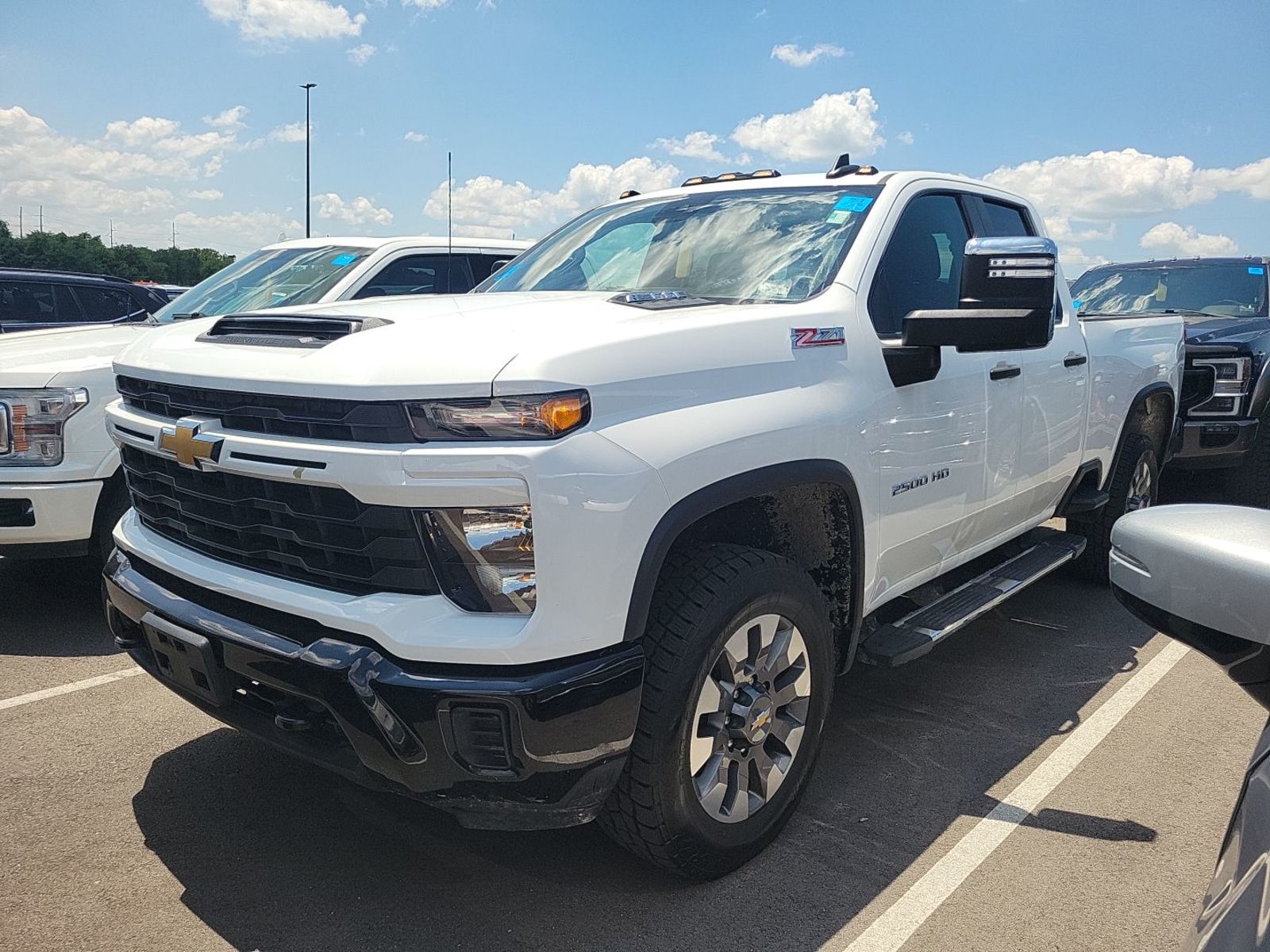 2024 Chevrolet Silverado 2500   AWD