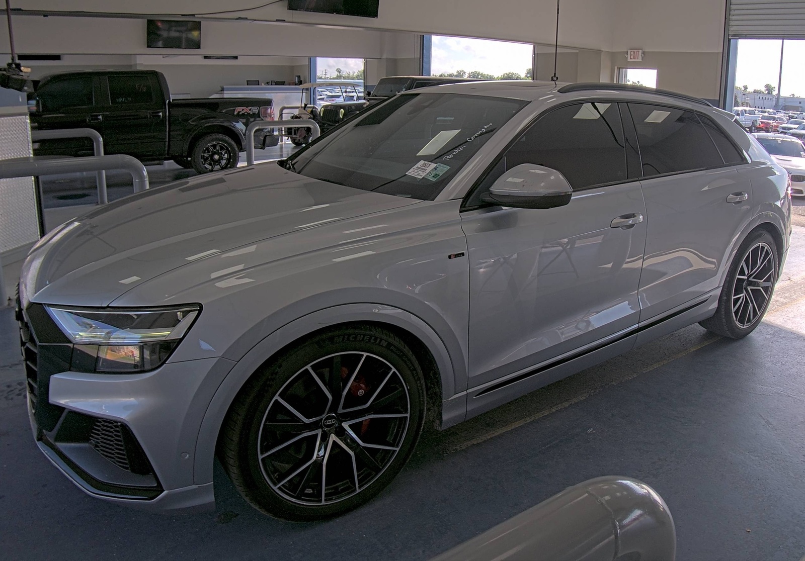 2019 Audi Q8  Premium Plus AWD