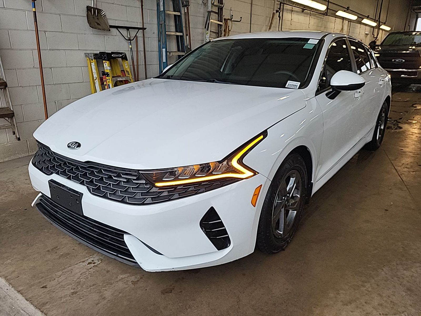 2021 Kia K5  LXS FWD