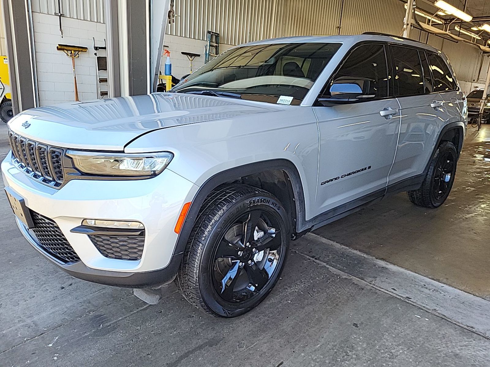 2024 Jeep Grand Cherokee  Limited AWD