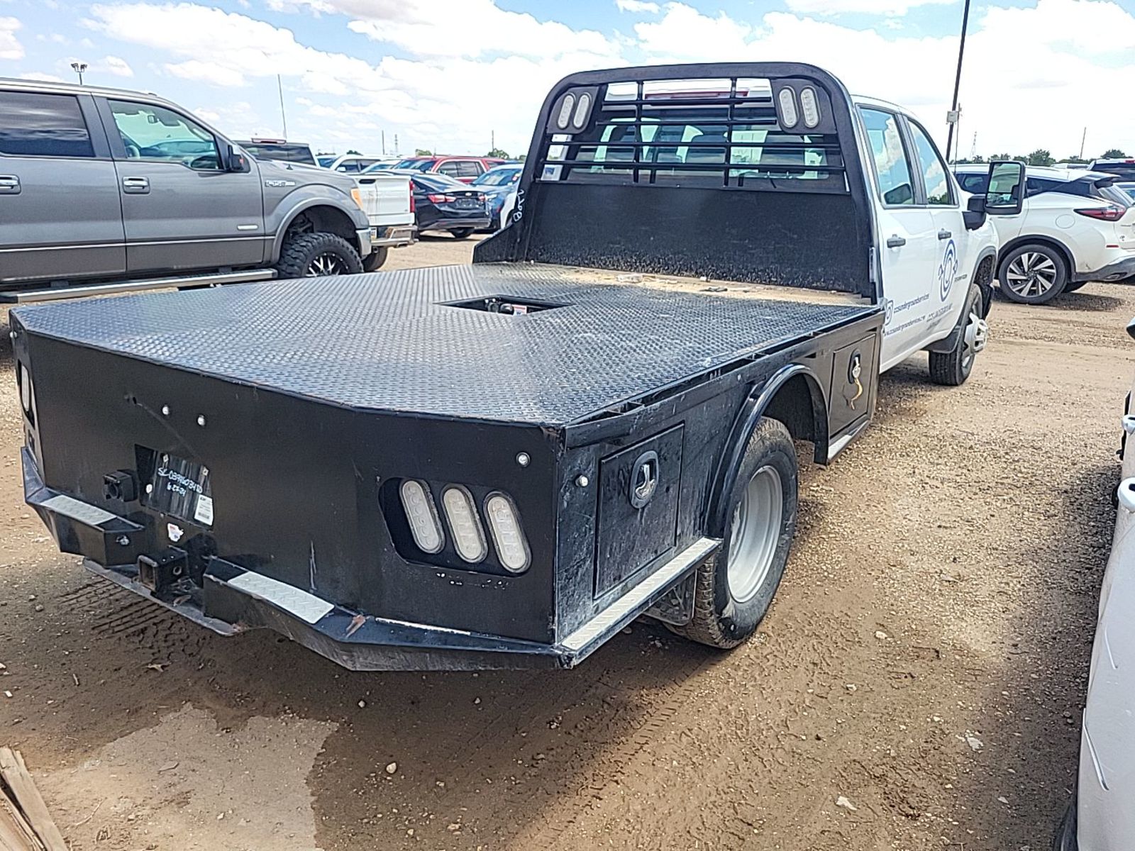2025 Chevrolet Silverado 3500   AWD