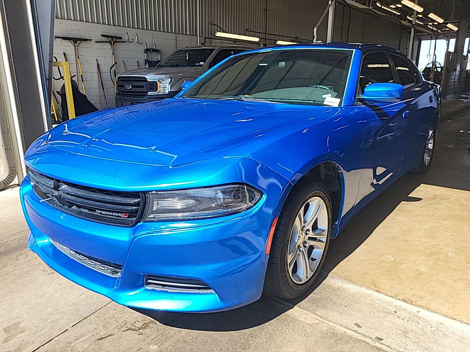 2019 Dodge Charger  SXT RWD