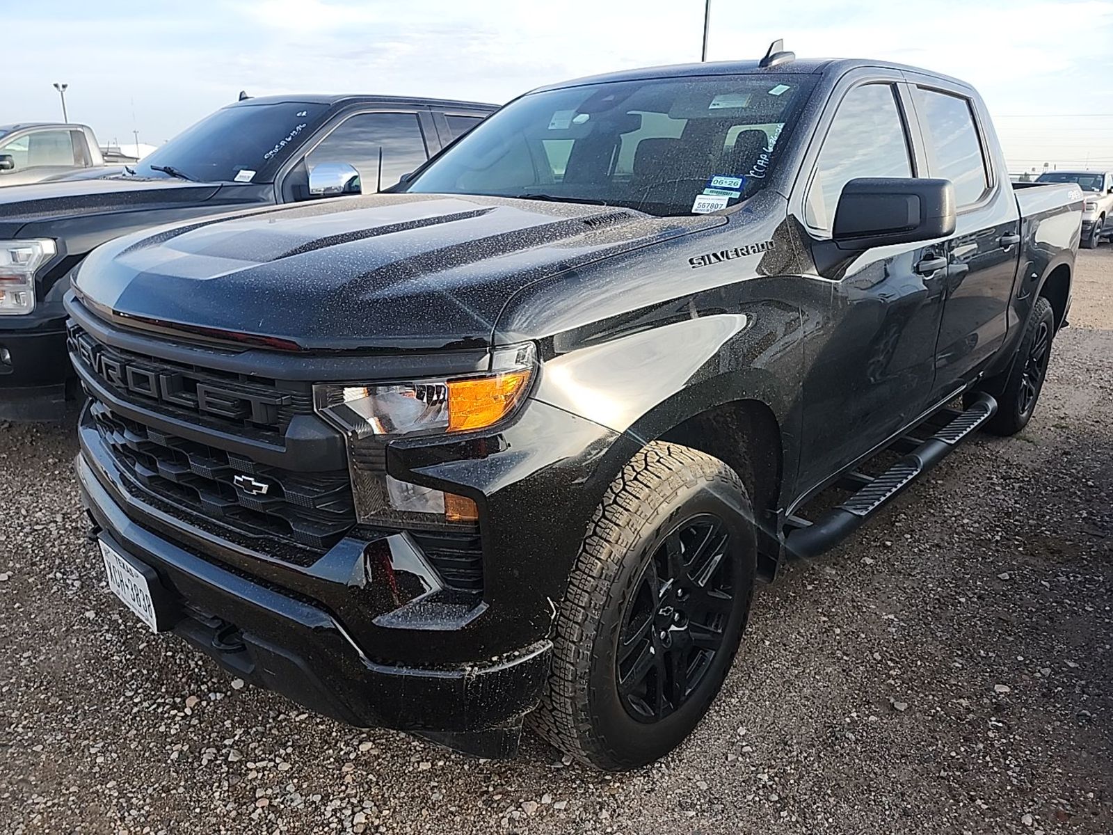 2025 Chevrolet Silverado 1500  Custom AWD