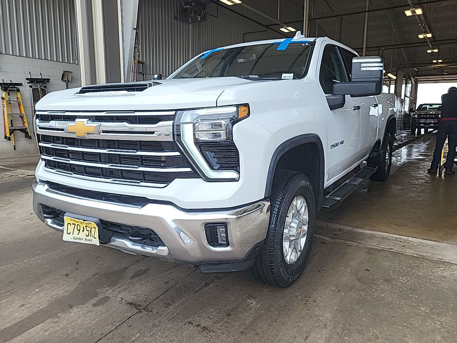 2024 Chevrolet Silverado 2500   AWD