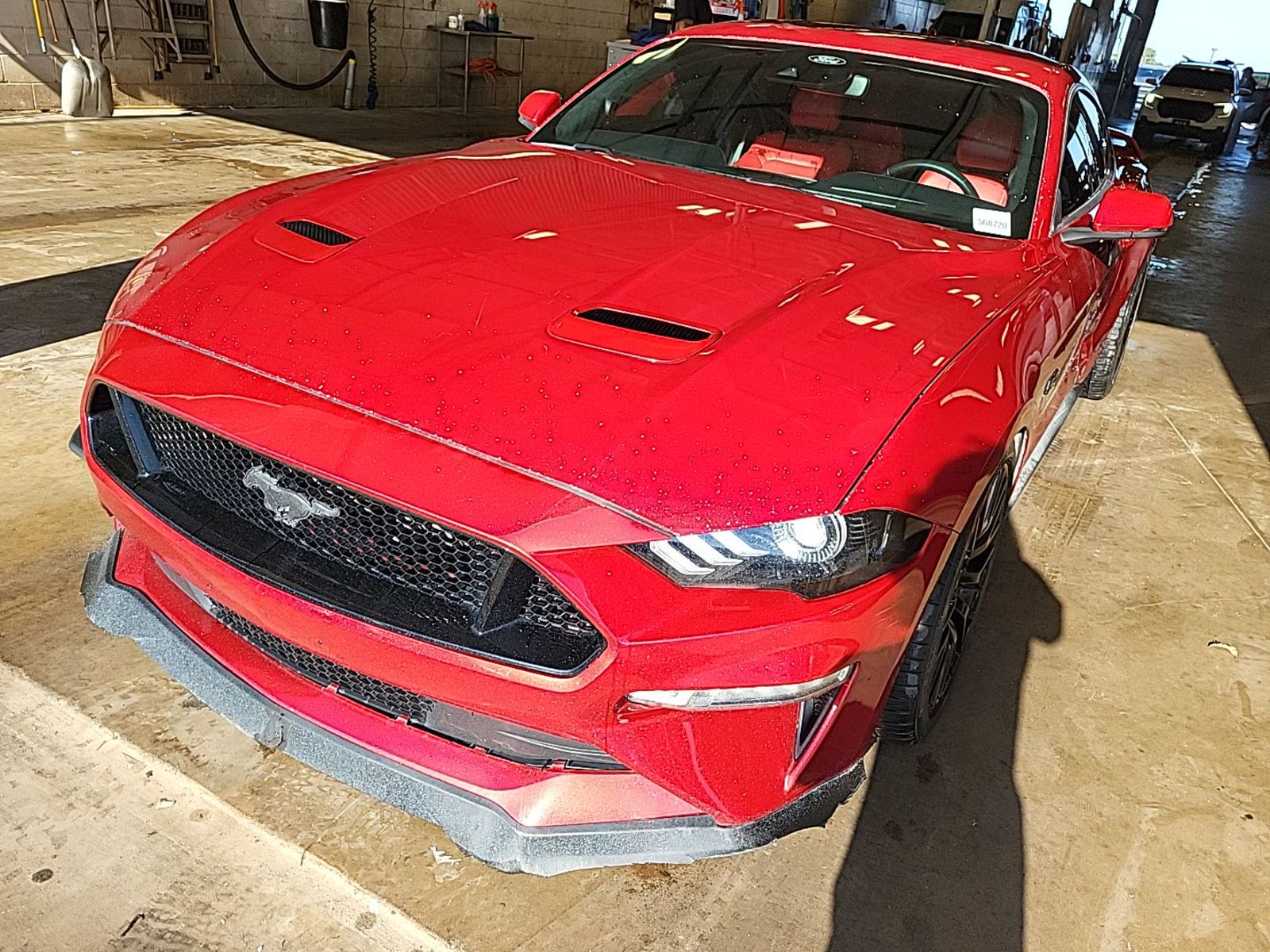 2022 Ford Mustang   RWD