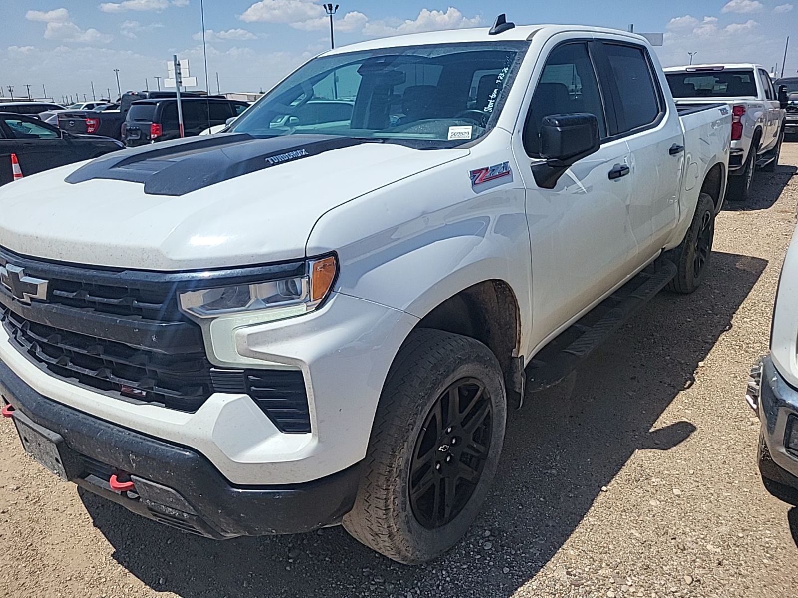 2025 Chevrolet Silverado 1500   AWD