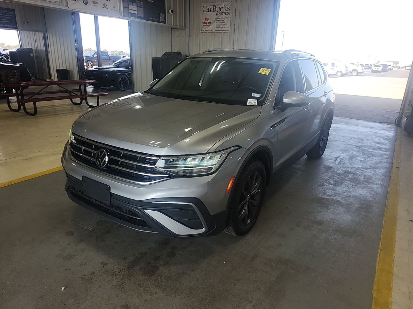 2022 Volkswagen Tiguan  SE AWD