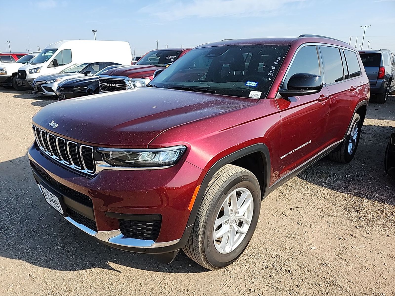 2024 Jeep Grand Cherokee  Laredo RWD