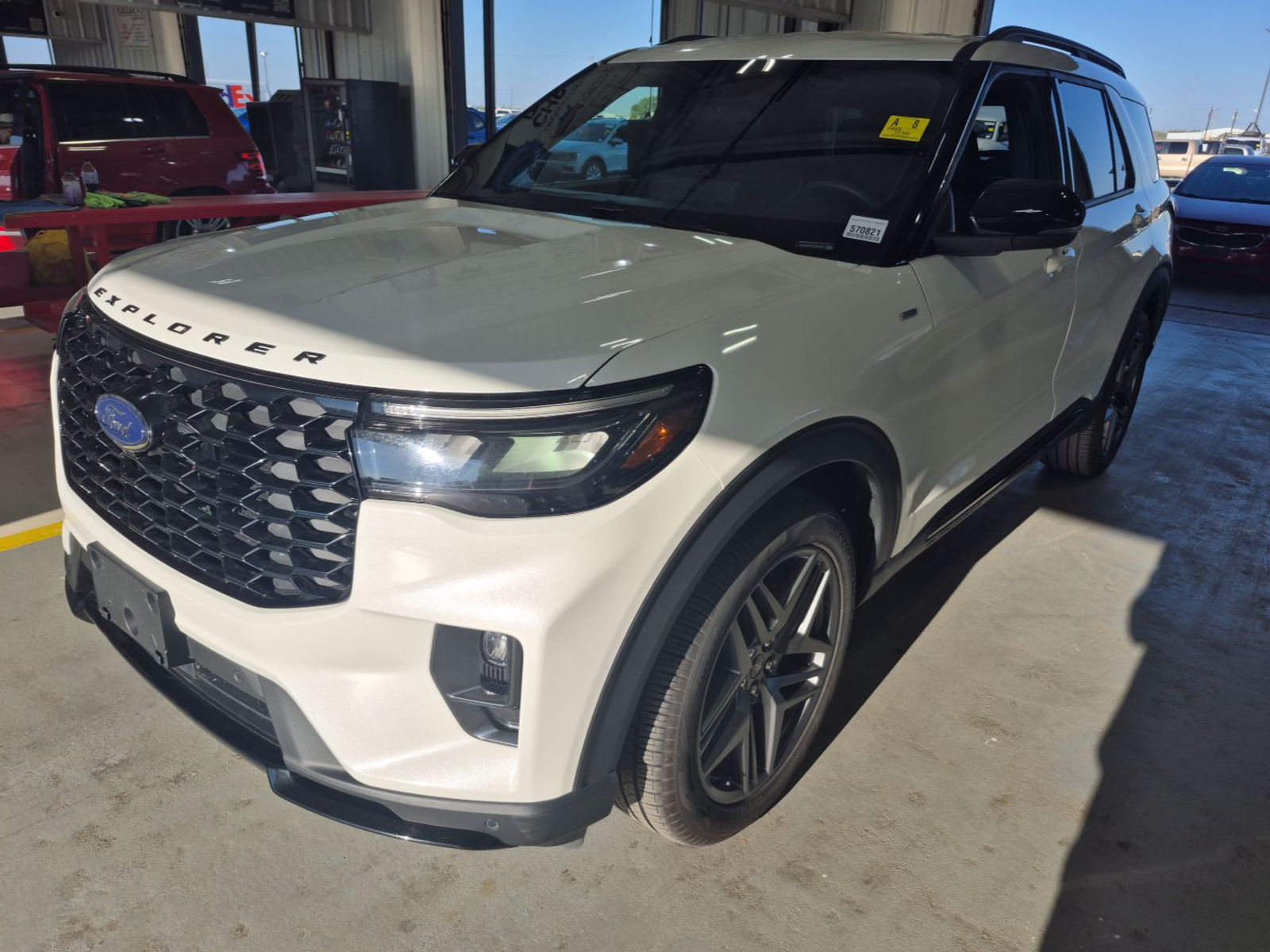 2025 Ford Explorer  ST-Line AWD