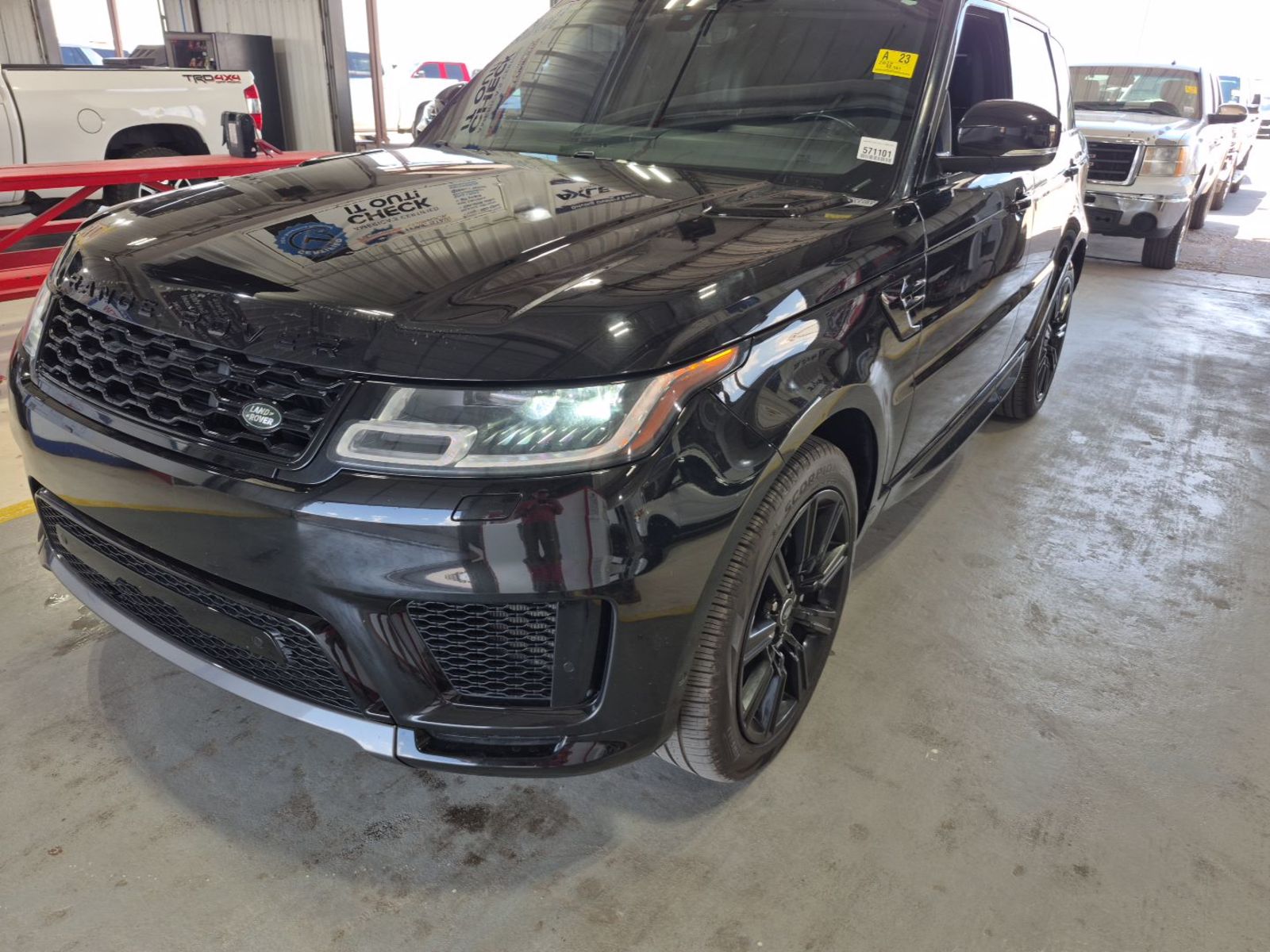 2022 Land Rover Range Rover Sport  HSE Silver Edition AWD
