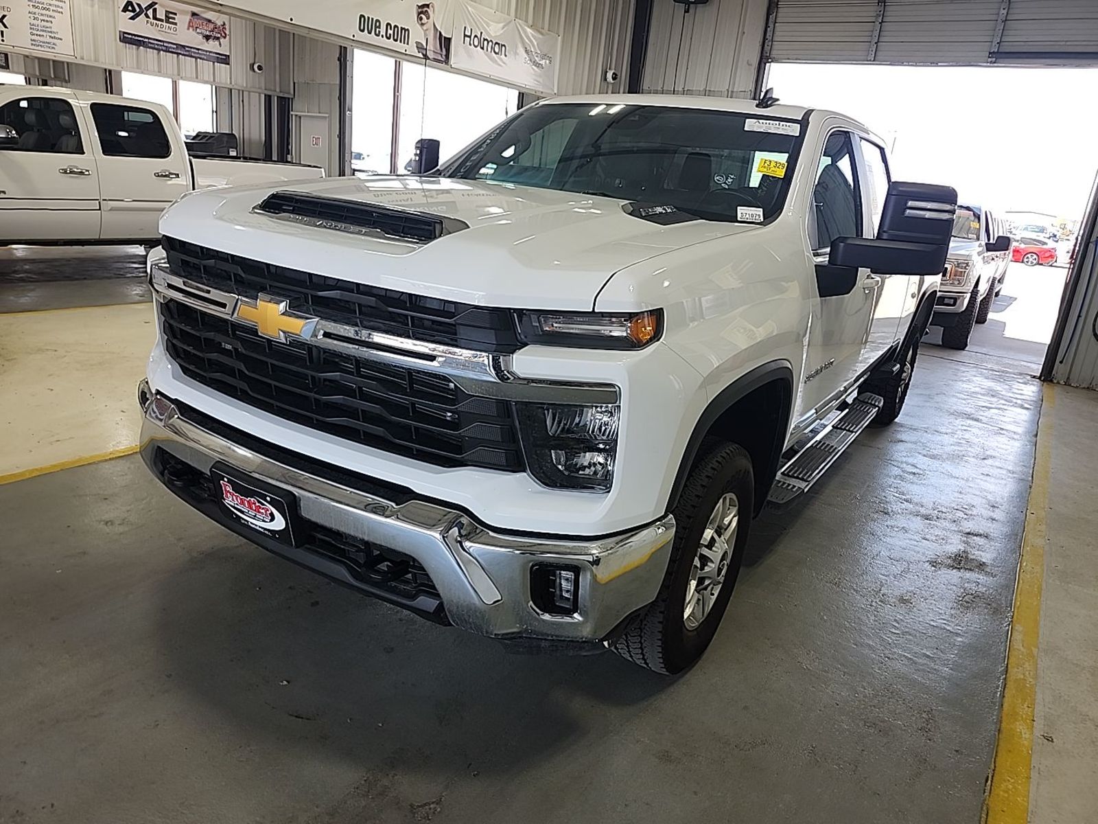 2025 Chevrolet Silverado 2500   AWD