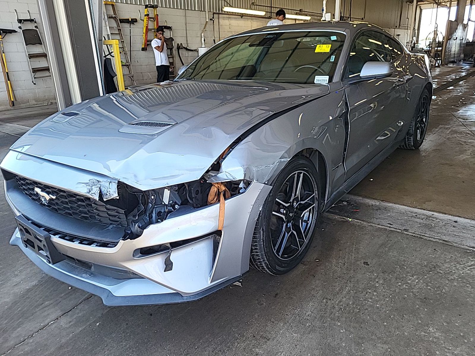 2023 Ford Mustang   RWD