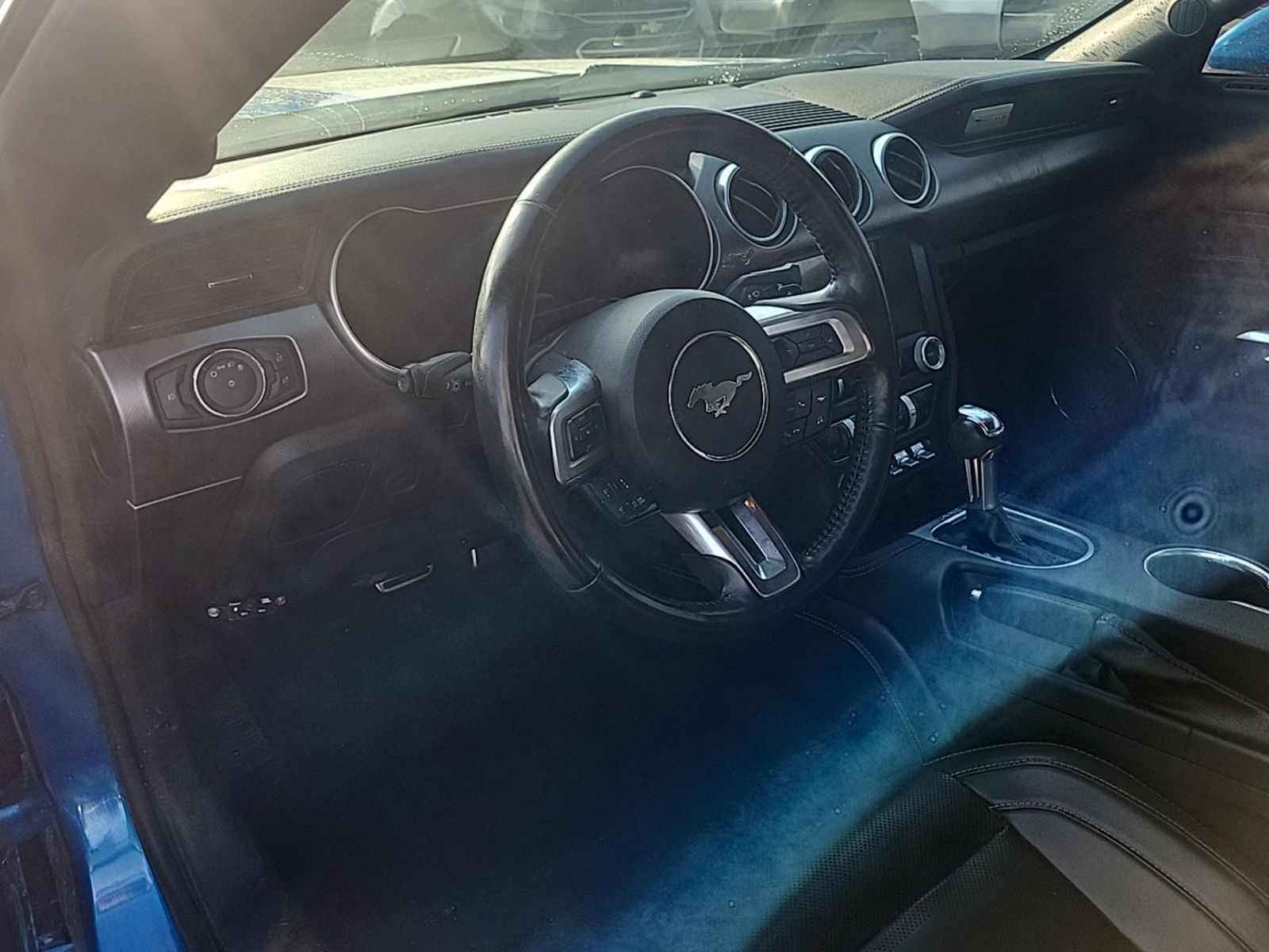 2021 Ford Mustang   RWD