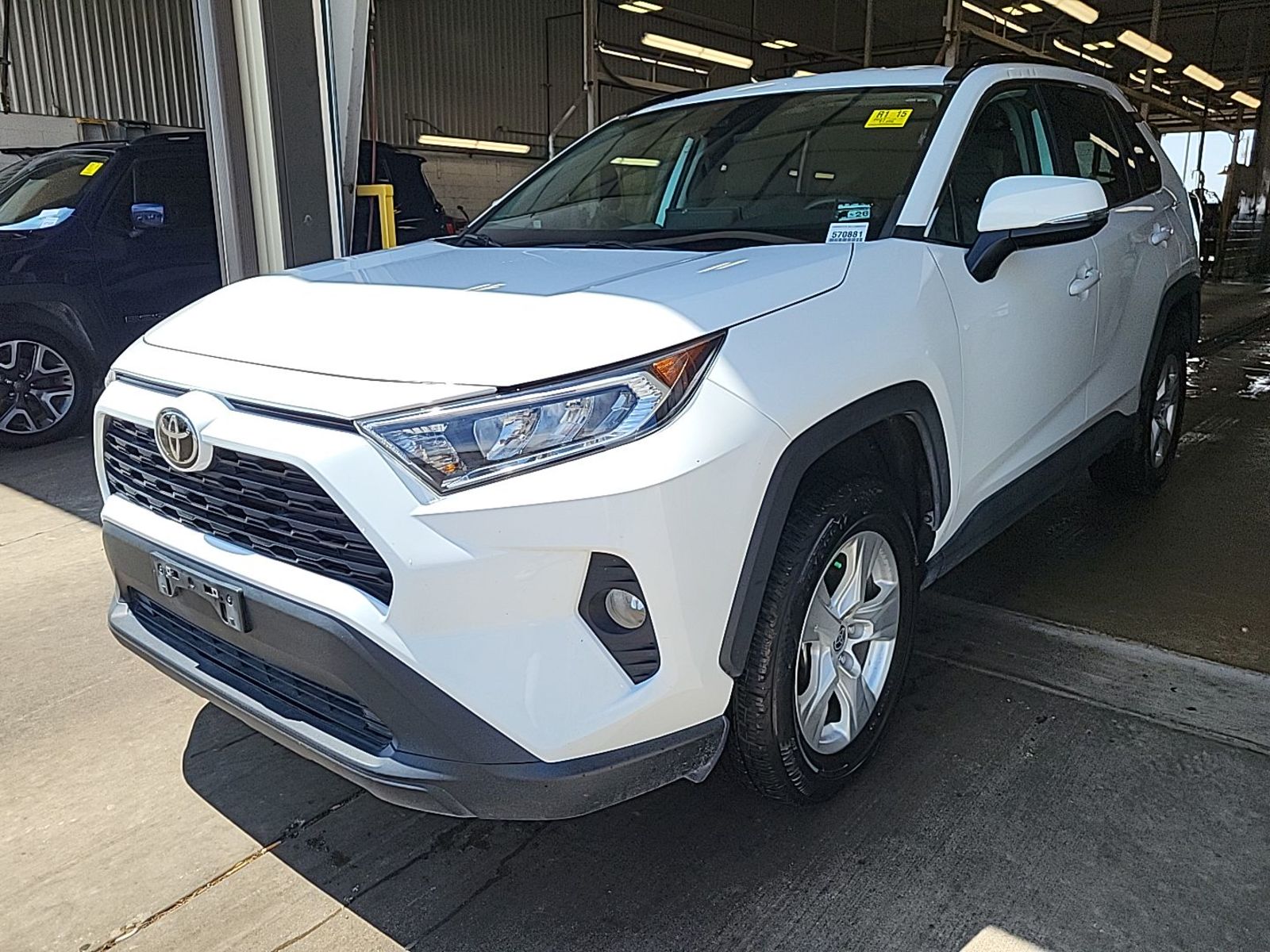2021 Toyota RAV4  XLE FWD