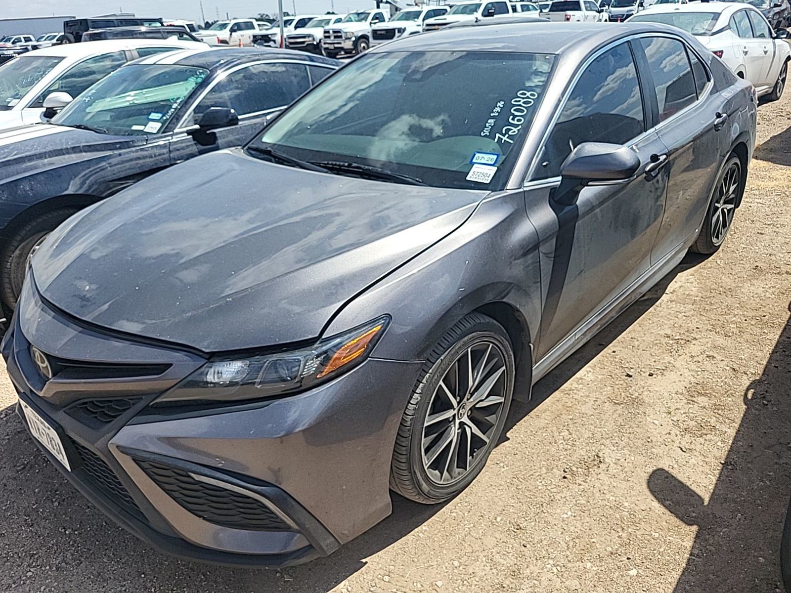 2023 Toyota Camry  SE FWD