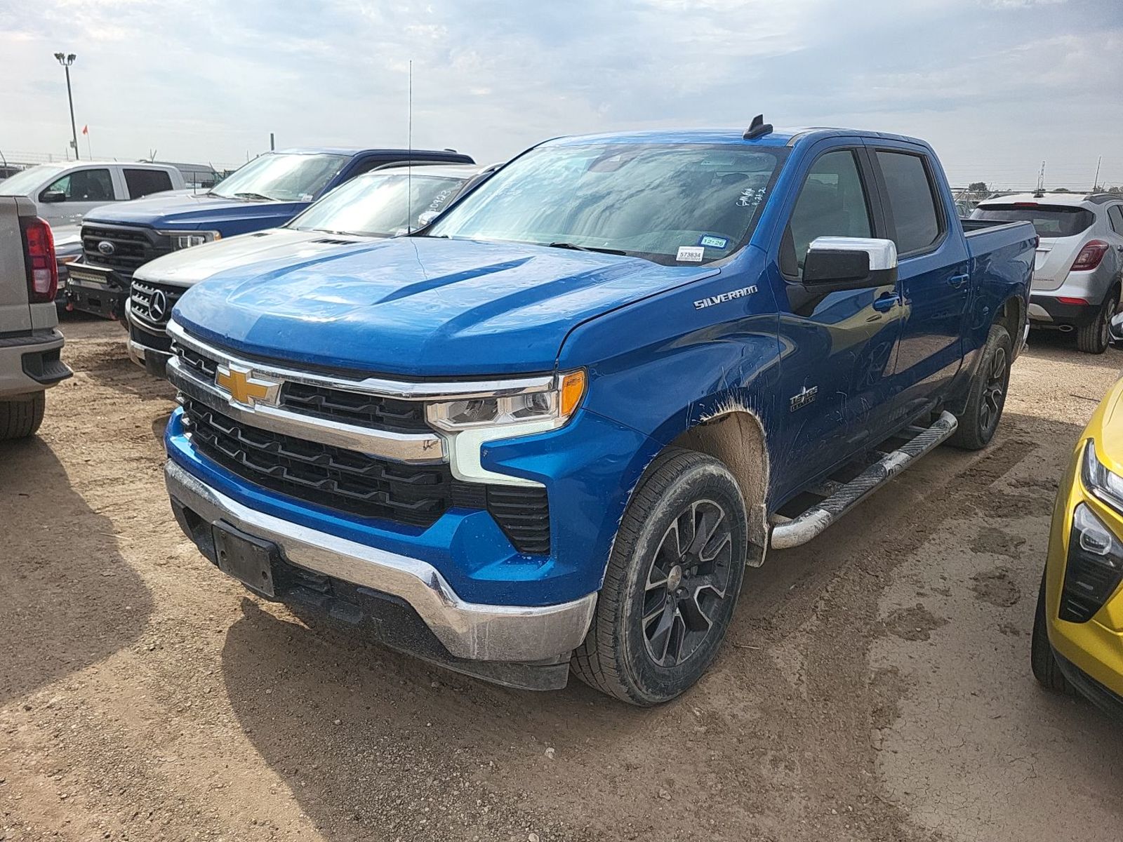 2022 Chevrolet Silverado 1500  LT RWD