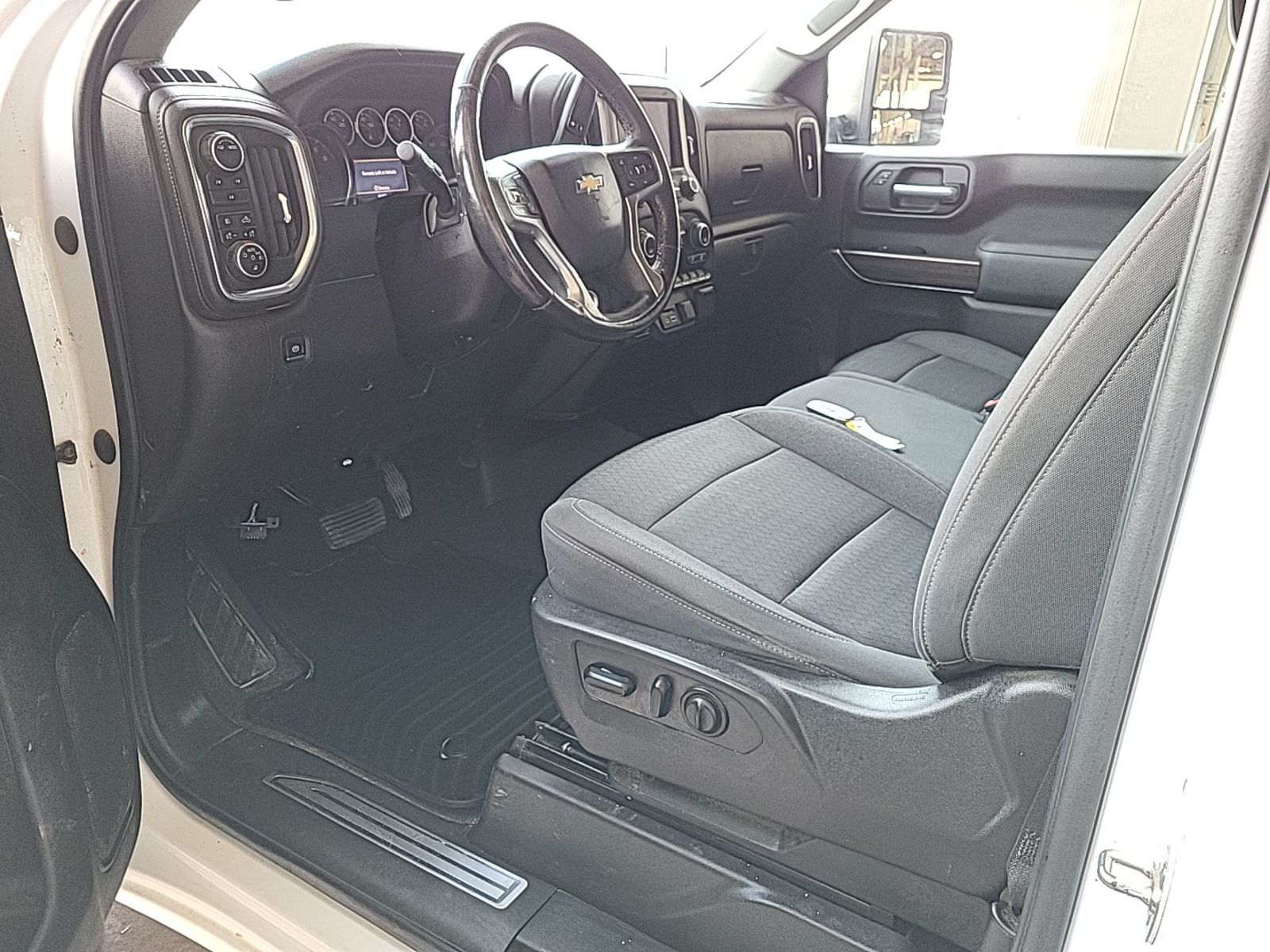 2022 Chevrolet Silverado 2500   AWD